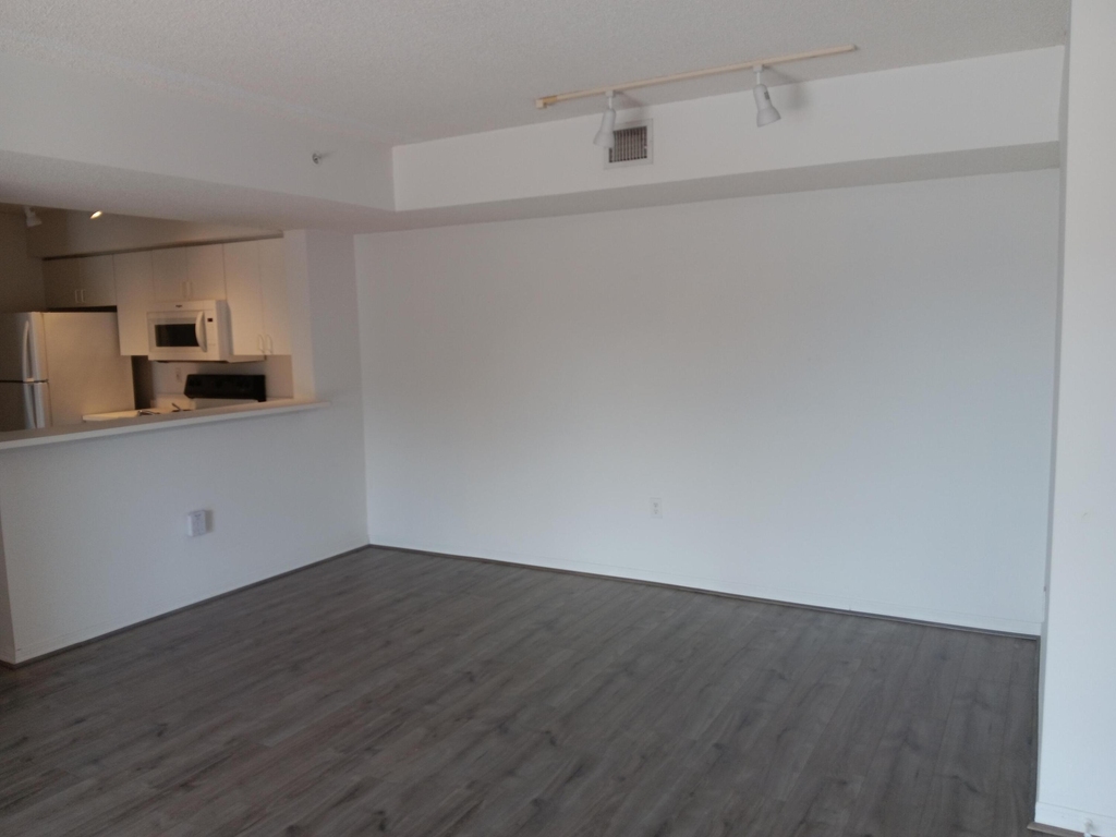 1640 N 42nd Circle - Photo 3