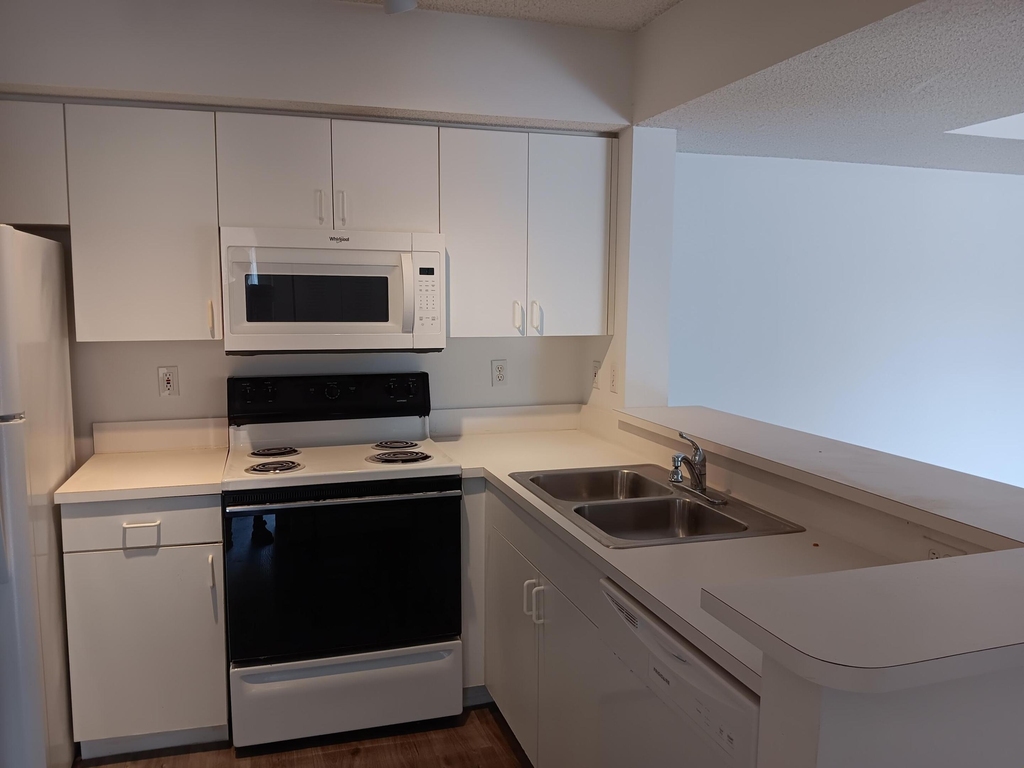 1640 N 42nd Circle - Photo 4