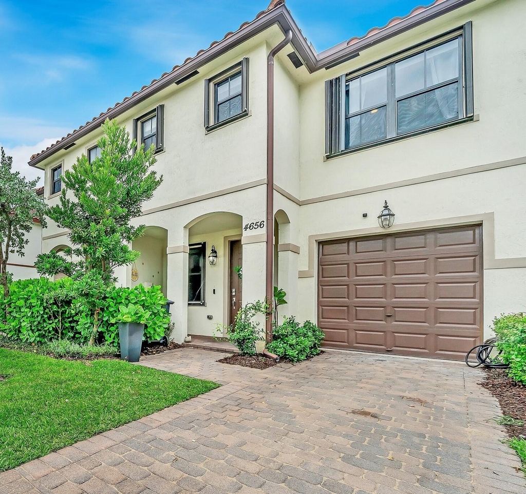 4656 Silver Saw Lane - Photo 2