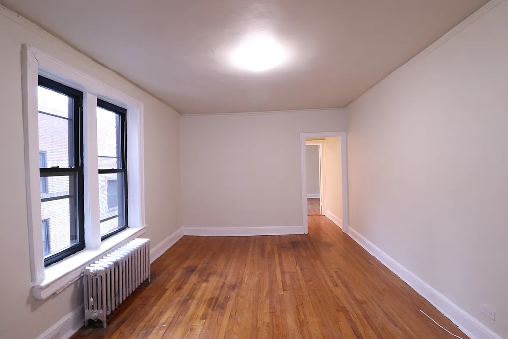 37-33 College Point Blvd - Photo 4