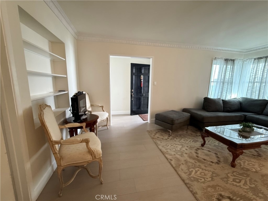 1216 S Cochran - Photo 2