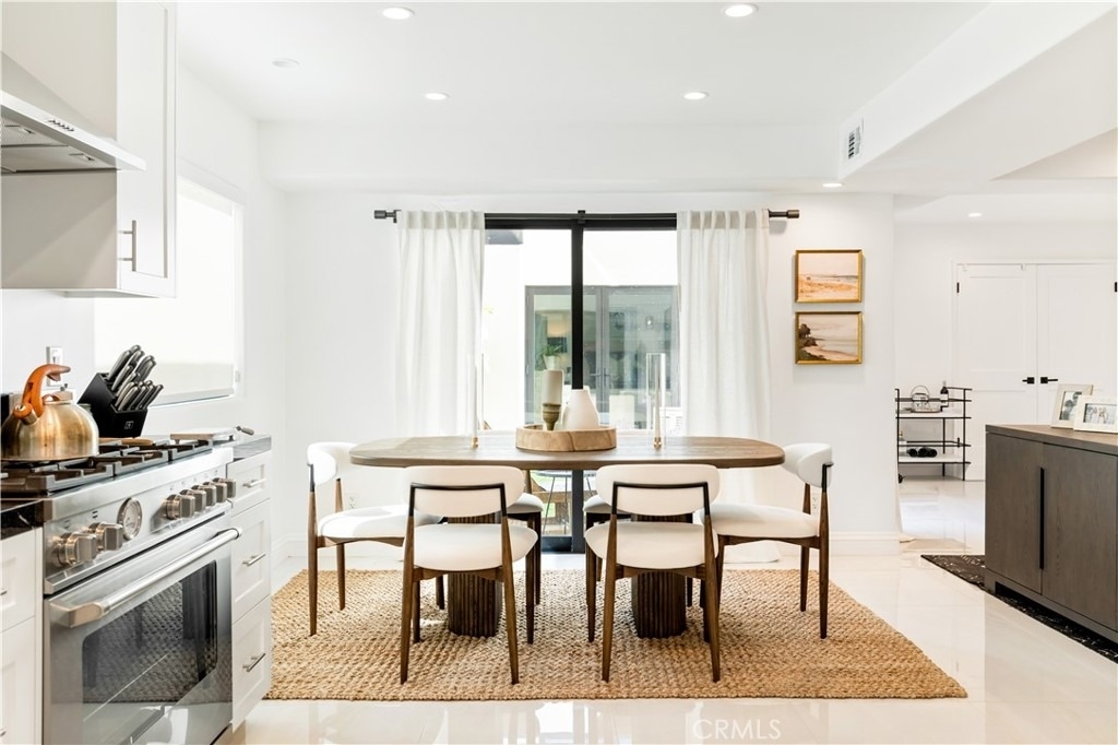 707 Begonia Avenue - Photo 8