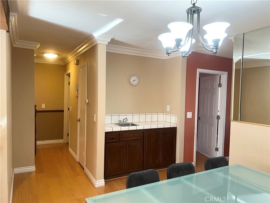 1006 Arcadia Avenue - Photo 5