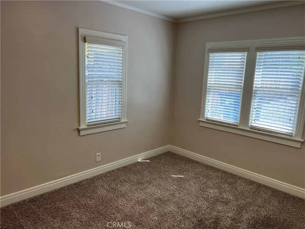 136 Poinsettia Avenue - Photo 18