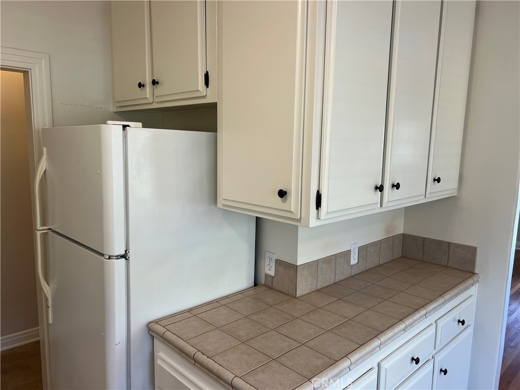 136 Poinsettia Avenue - Photo 7