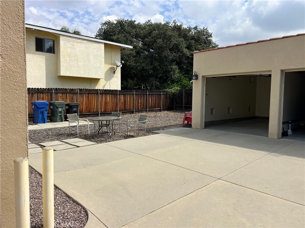136 Poinsettia Avenue - Photo 24