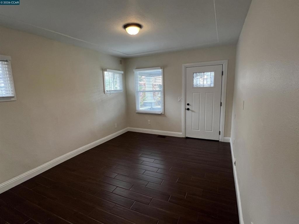 2824 23rd Avenue - Photo 2