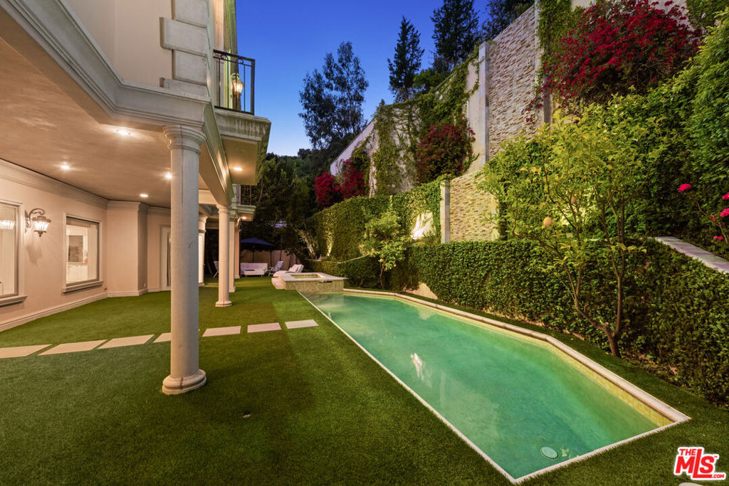 1455 Robmar Drive - Photo 4