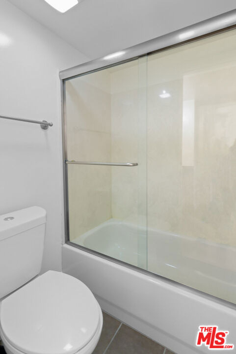 10982 Roebling Avenue - Photo 33