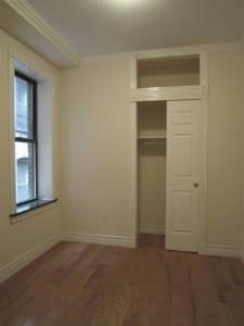 212 E 105th St - Photo 7
