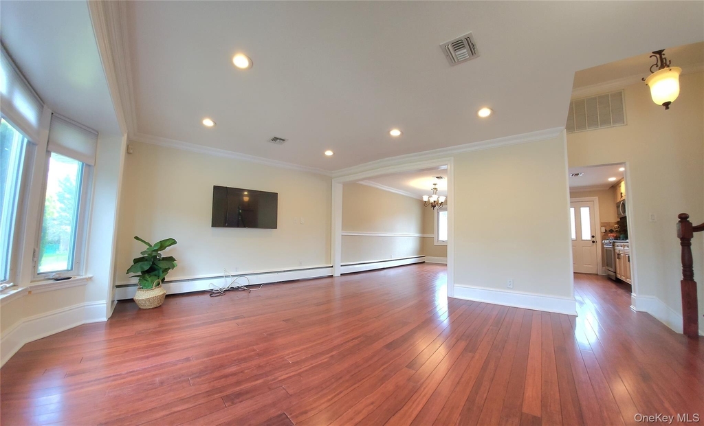 244 Martin Drive - Photo 3