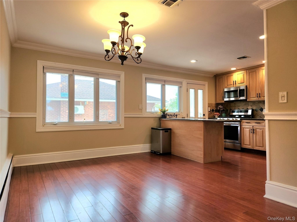 244 Martin Drive - Photo 6