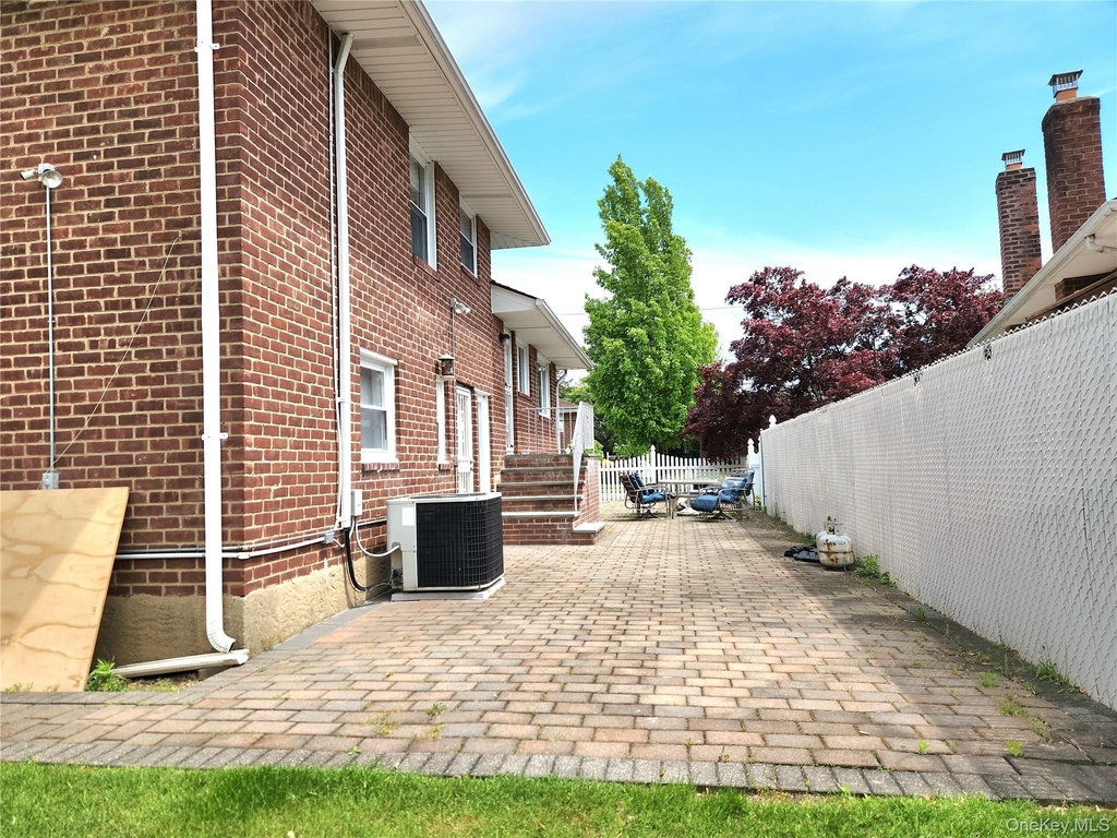 244 Martin Drive - Photo 23