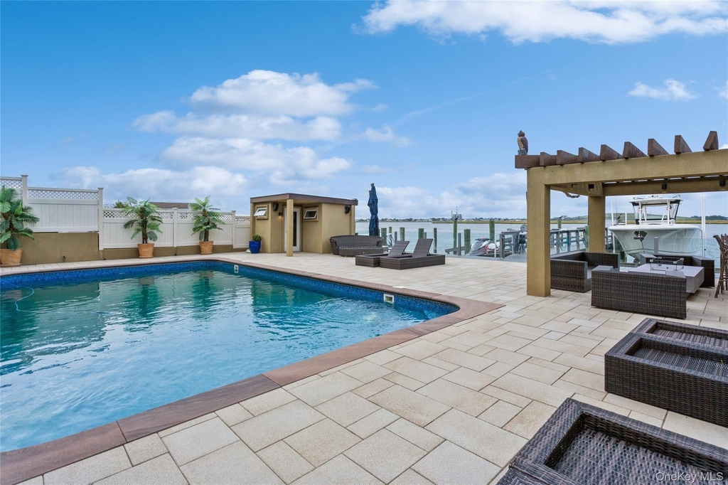 319 Harbor Drive - Photo 5