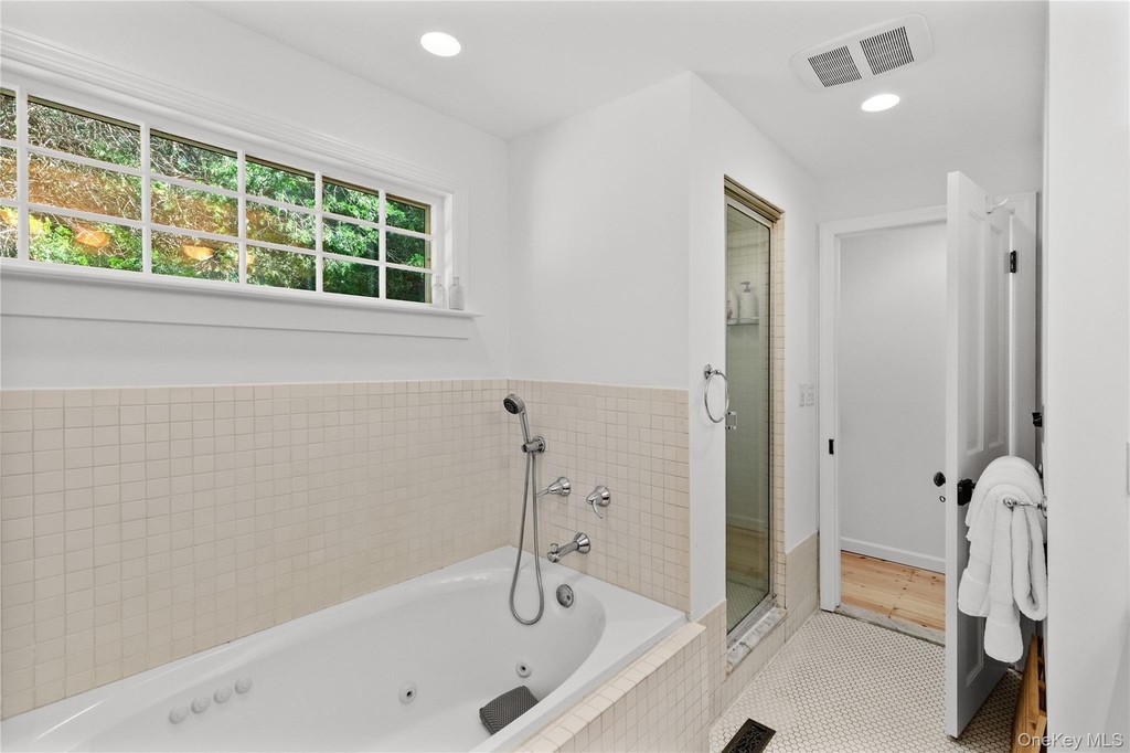 197 Hog Creek Road - Photo 13