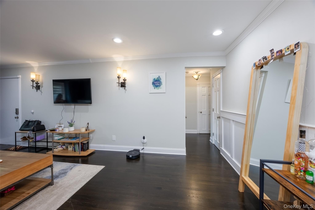 40 W 4th Street - Photo 12