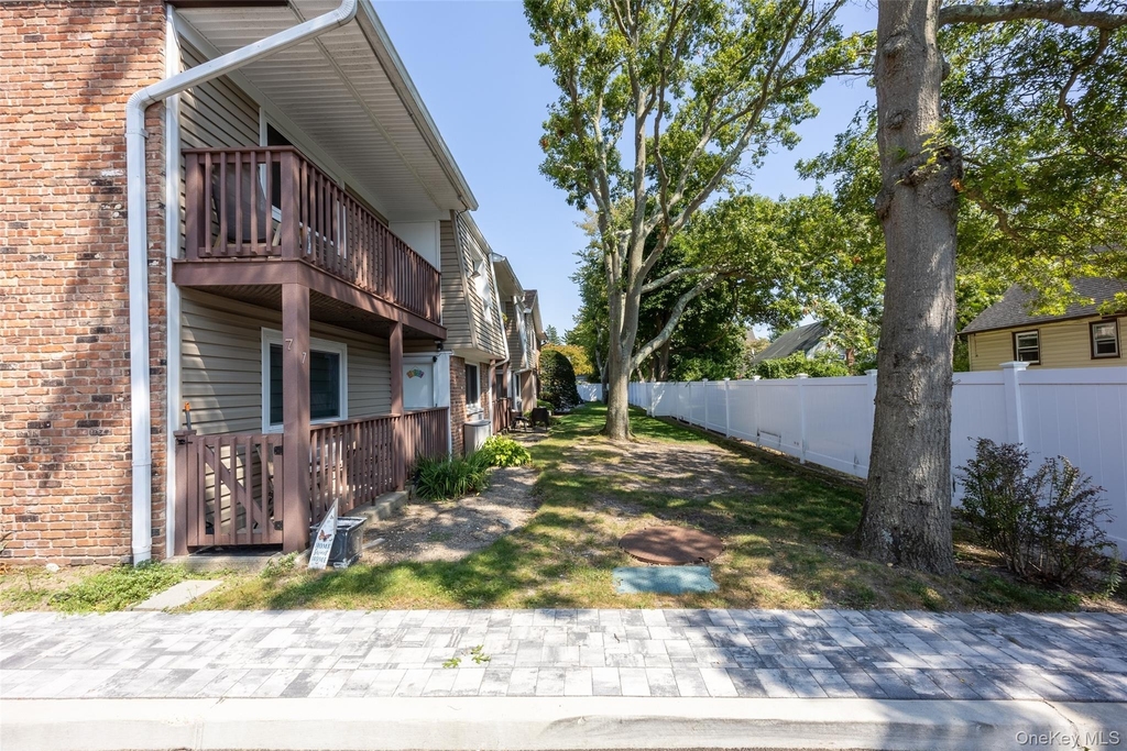 40 W 4th Street - Photo 23