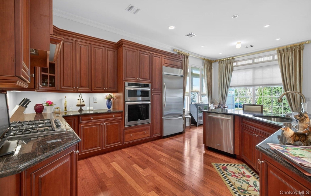702 Equestrian Way - Photo 10