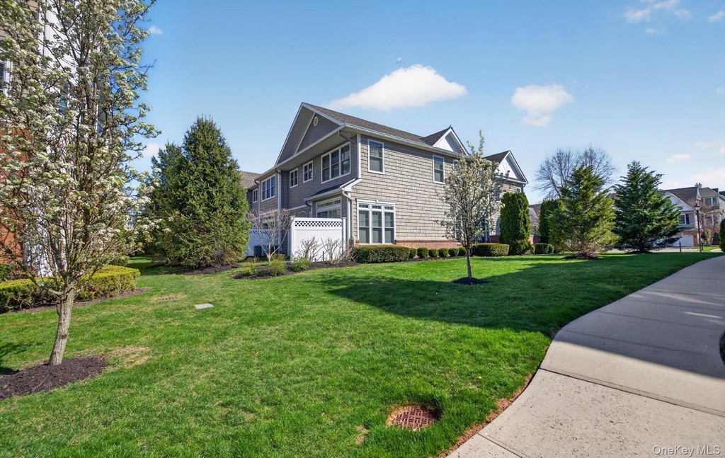 702 Equestrian Way - Photo 28