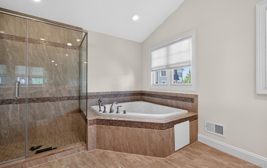 702 Equestrian Way - Photo 20