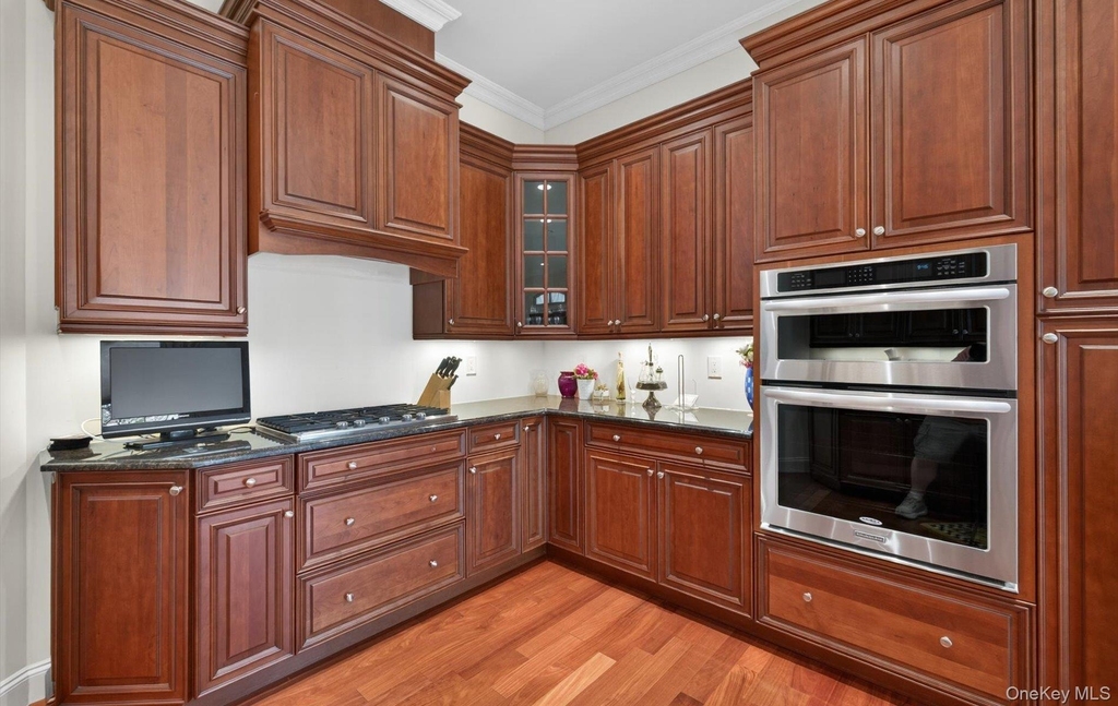 702 Equestrian Way - Photo 11