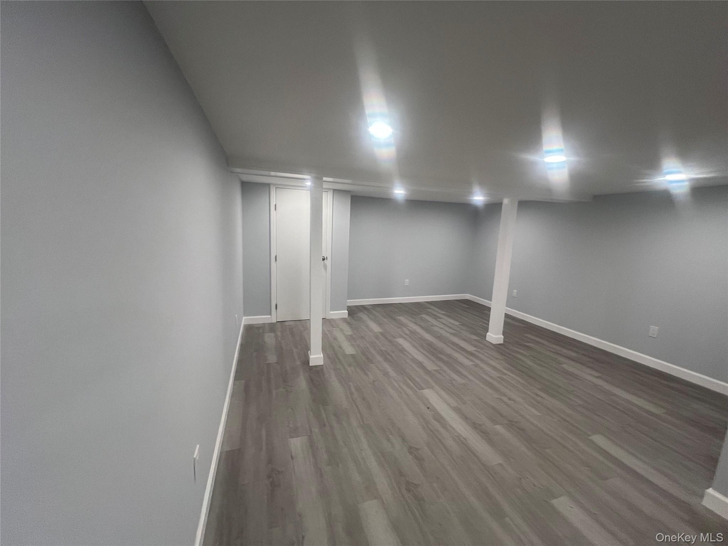 165 Lynbrook Drive - Photo 2