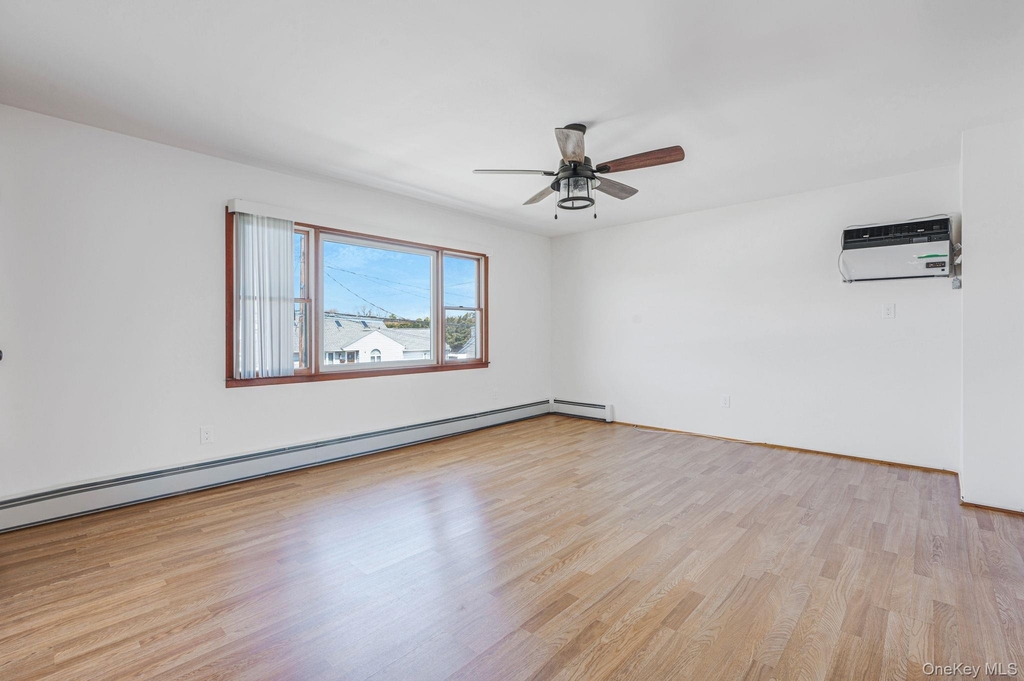 456 15th Street - Photo 1