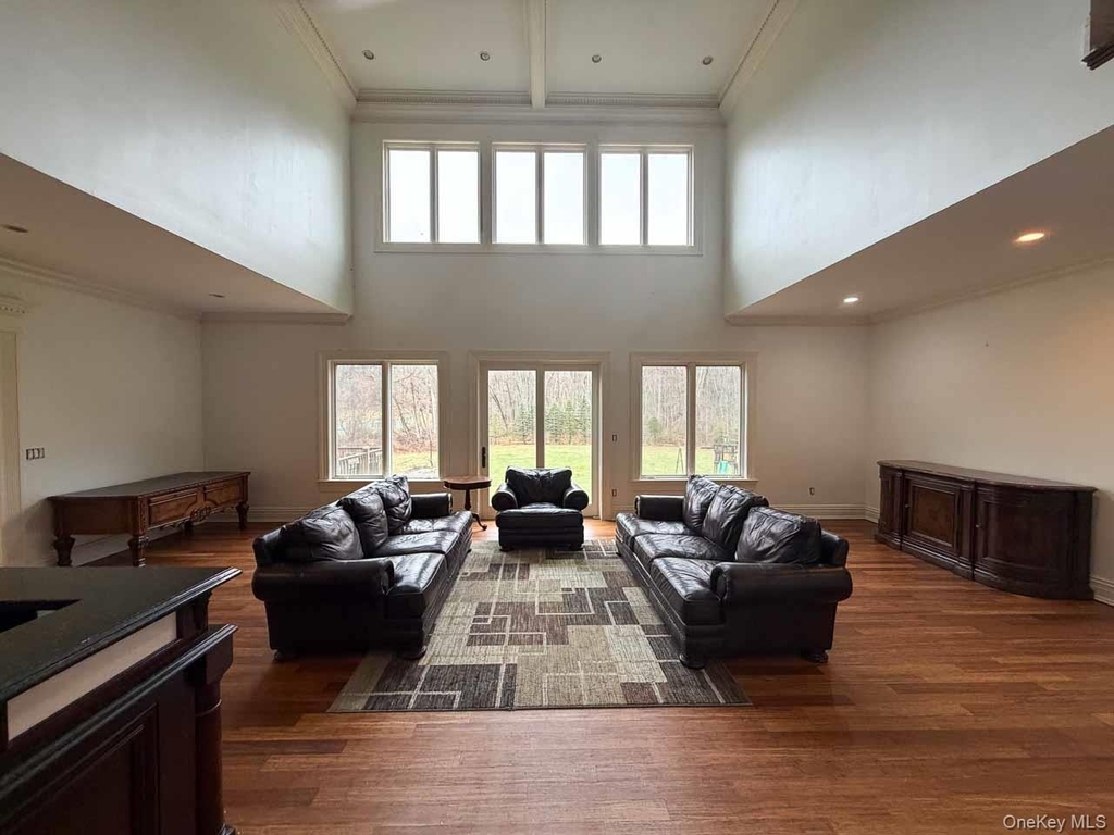 180 Stone Hill Road - Photo 4