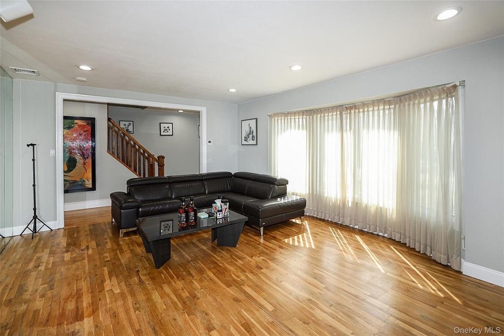 11 Otsego Avenue - Photo 5