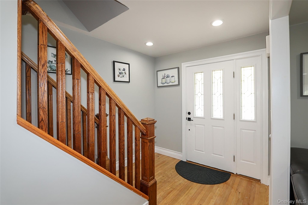 11 Otsego Avenue - Photo 2