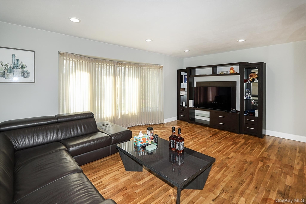11 Otsego Avenue - Photo 3