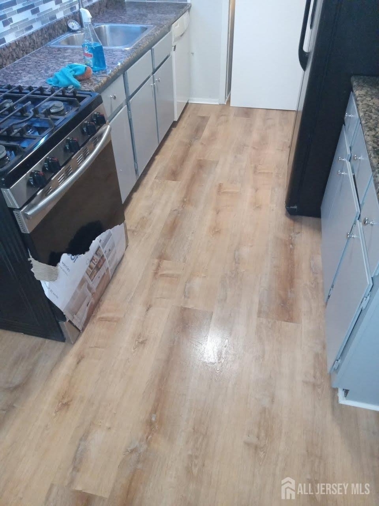 1503 Raspberry Court - Photo 4