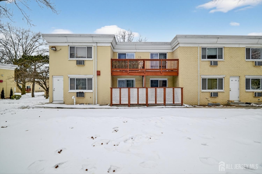 22 Lake Avenue - Photo 8