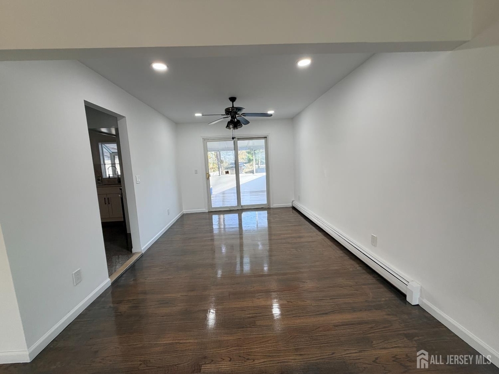 2460 Woodbridge Avenue - Photo 15