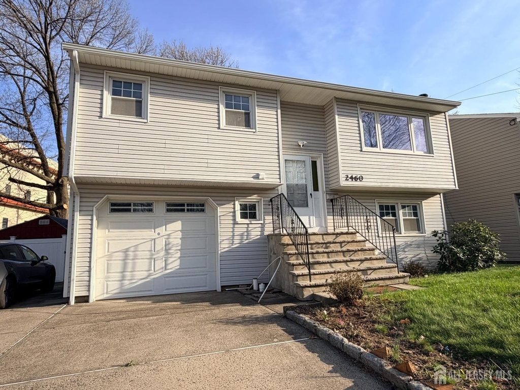 2460 Woodbridge Avenue - Photo 1