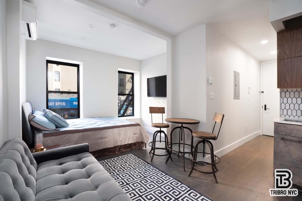2033 1st Avenue - Photo 1