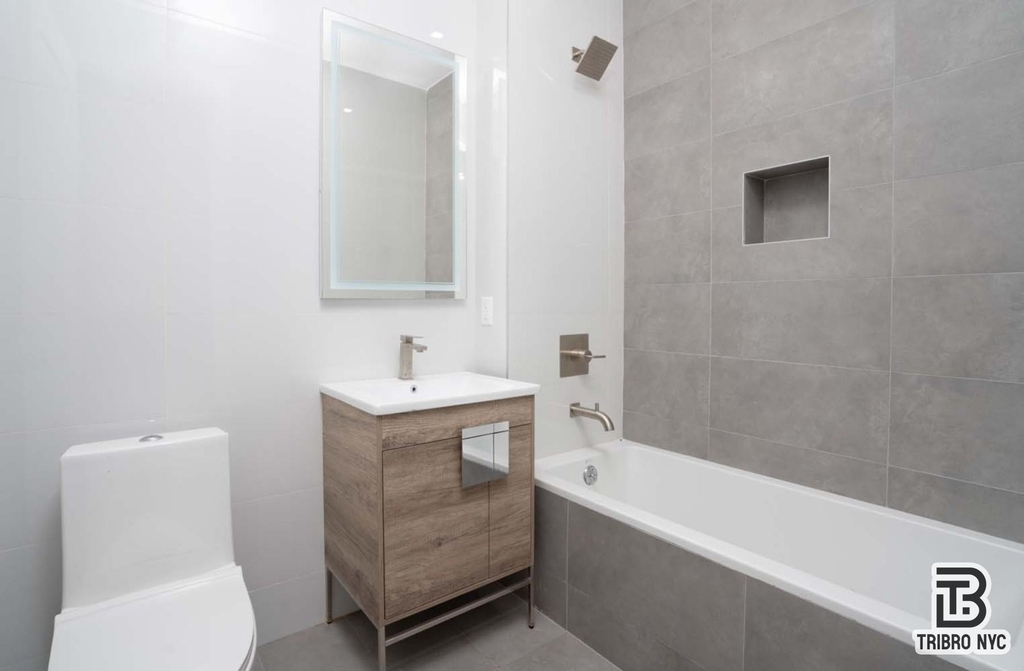 1493 Dekalb Avenue - Photo 5