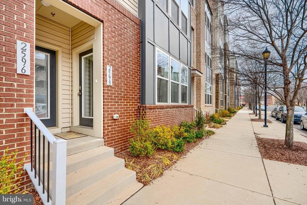 2596 Neabsco Common Place - Photo 3