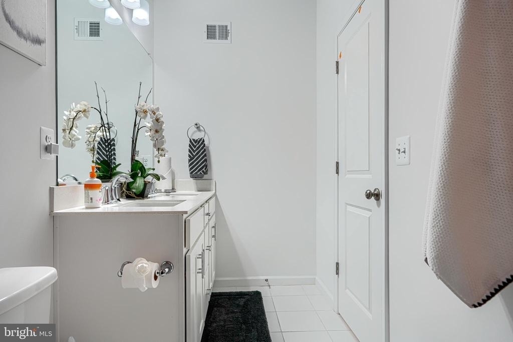 2596 Neabsco Common Place - Photo 45