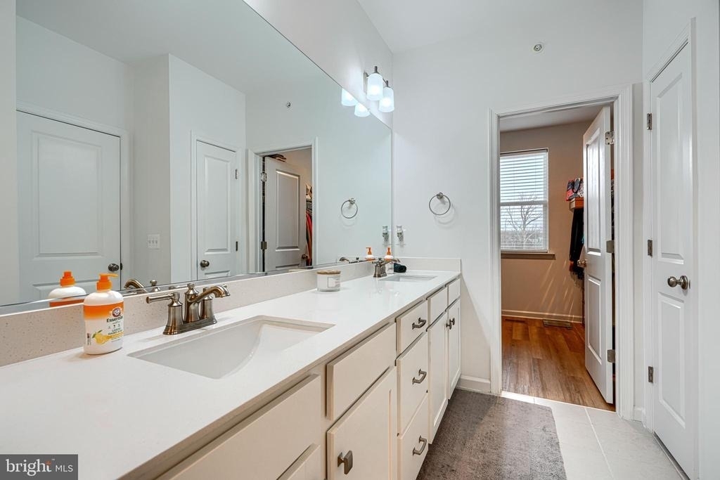 2596 Neabsco Common Place - Photo 57
