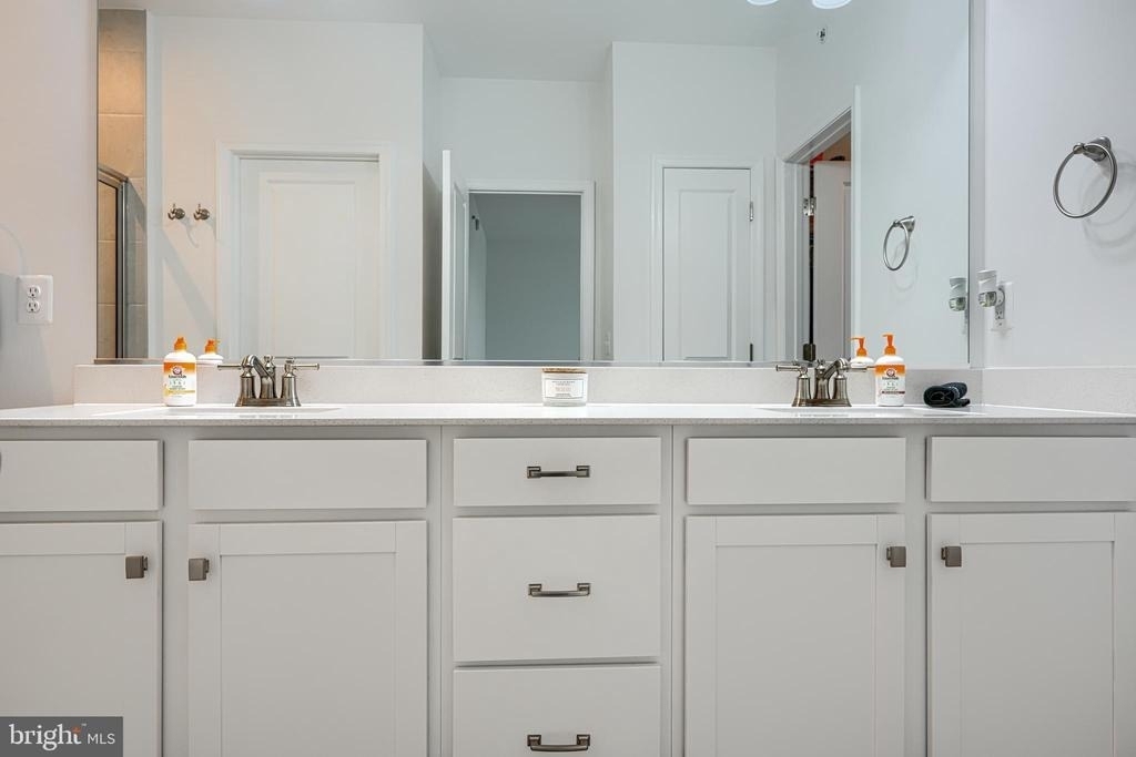 2596 Neabsco Common Place - Photo 53