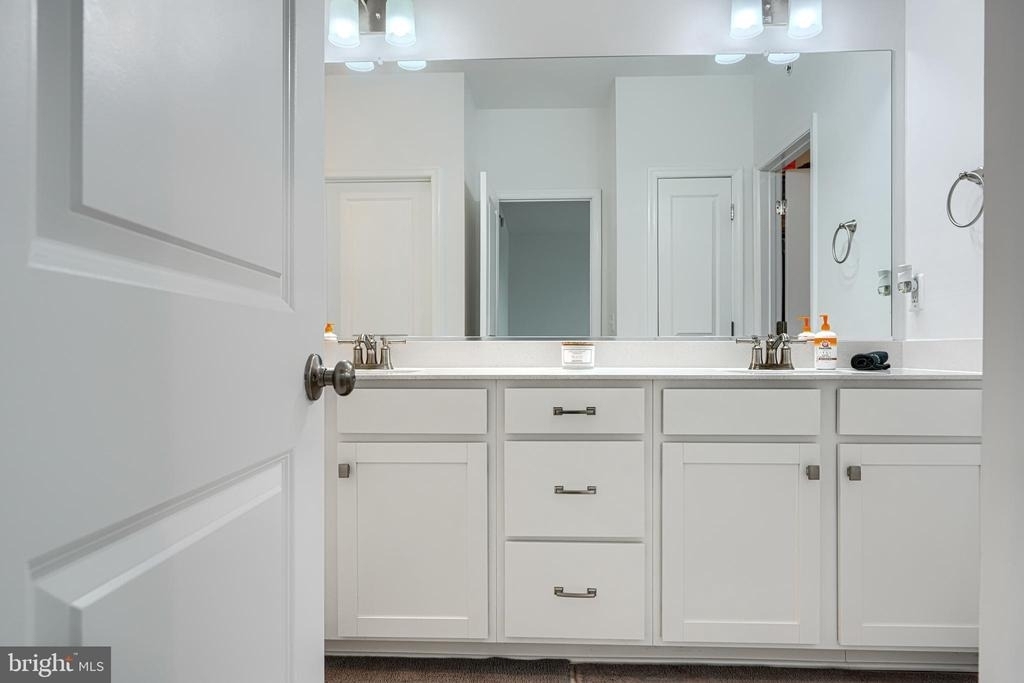 2596 Neabsco Common Place - Photo 52