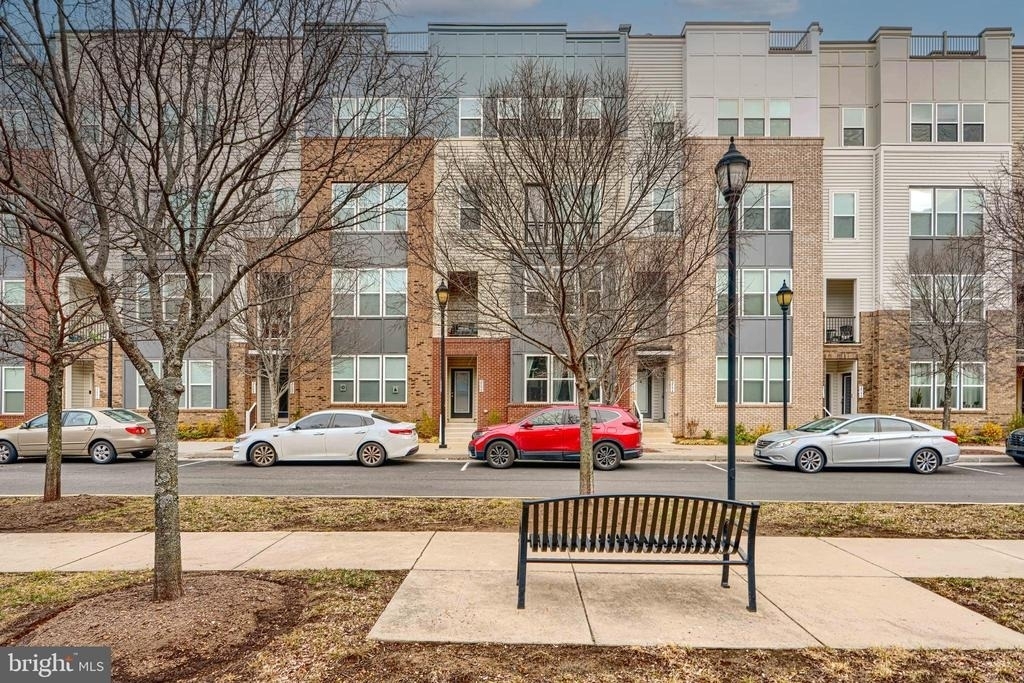 2596 Neabsco Common Place - Photo 1