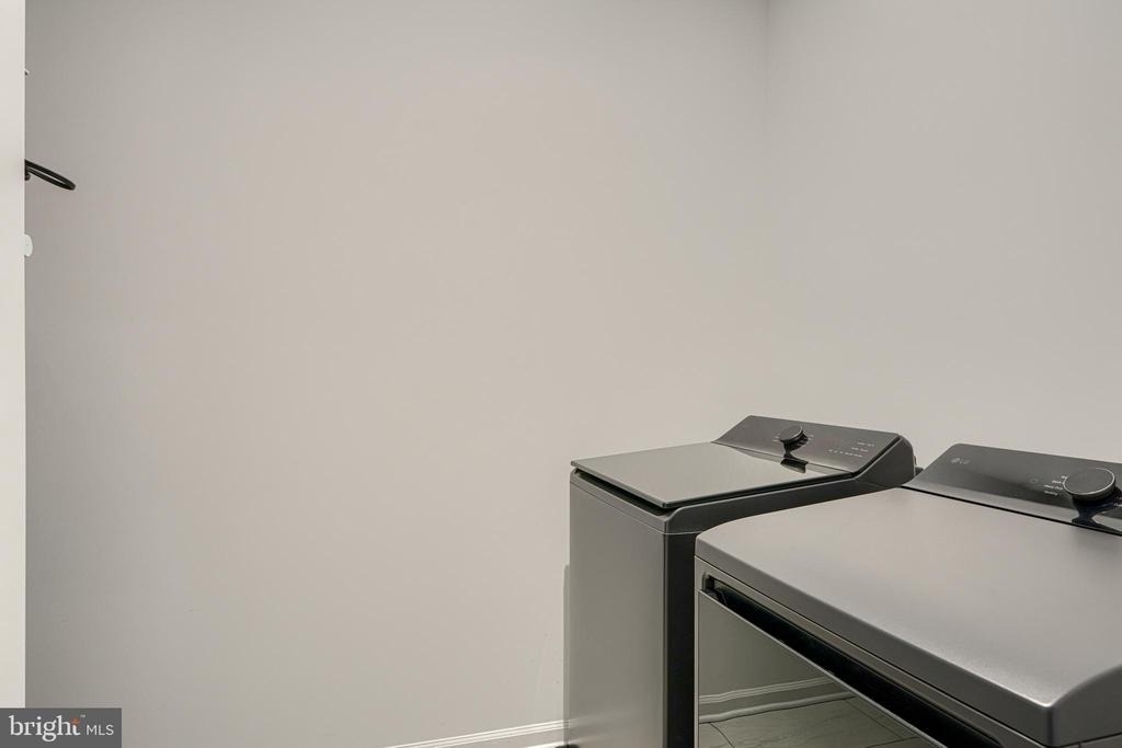 2596 Neabsco Common Place - Photo 46
