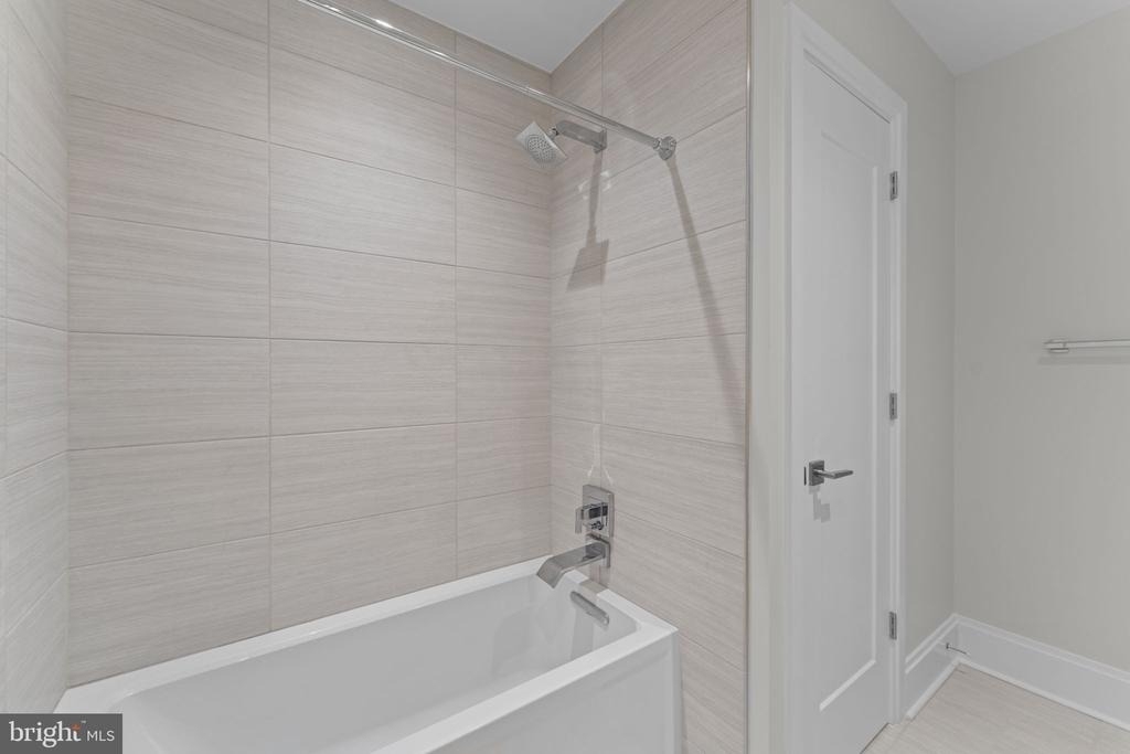 7887 Jones Branch Drive - Photo 23