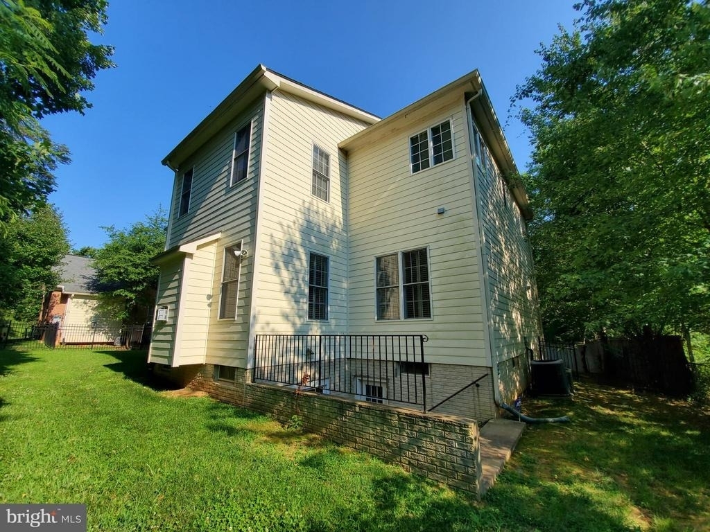 3301 Buckley Street - Photo 11