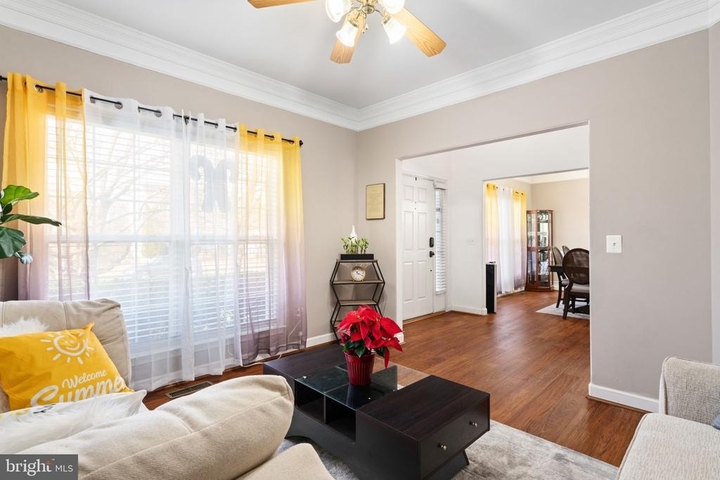 523 Windermere Drive - Photo 12