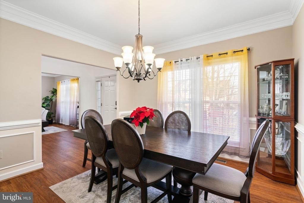 523 Windermere Drive - Photo 11