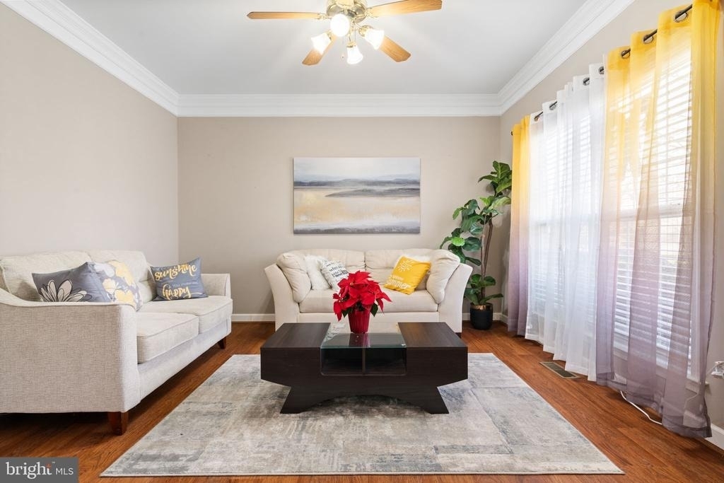 523 Windermere Drive - Photo 7