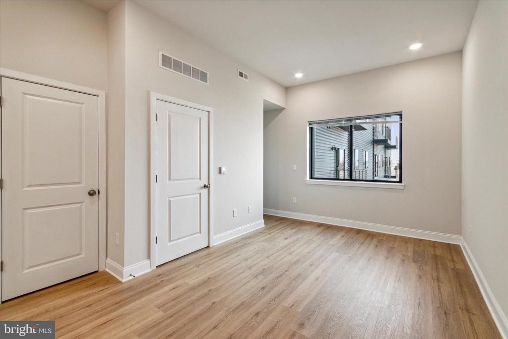 2157 E Lehigh Avenue - Photo 2